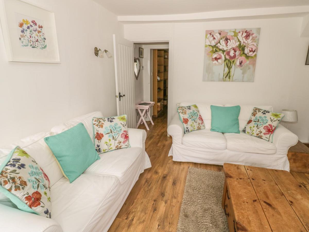 April Cottage Broadway  Extérieur photo